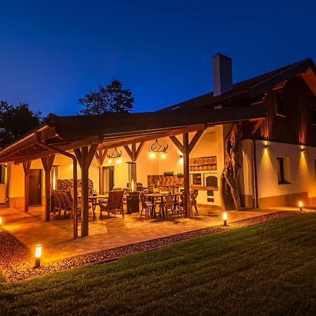 Bed & Breakfast Banyahegyi Erdei Nyugalom Es Wellness Erdesz & Vadaszhaz Tardos